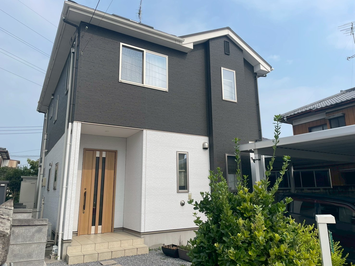 外壁塗装後の戸建て住宅